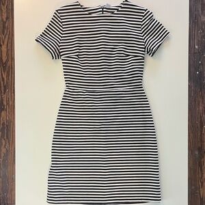 Old Navy Tailored Black and White Striped Short Sleeve Knit Dress